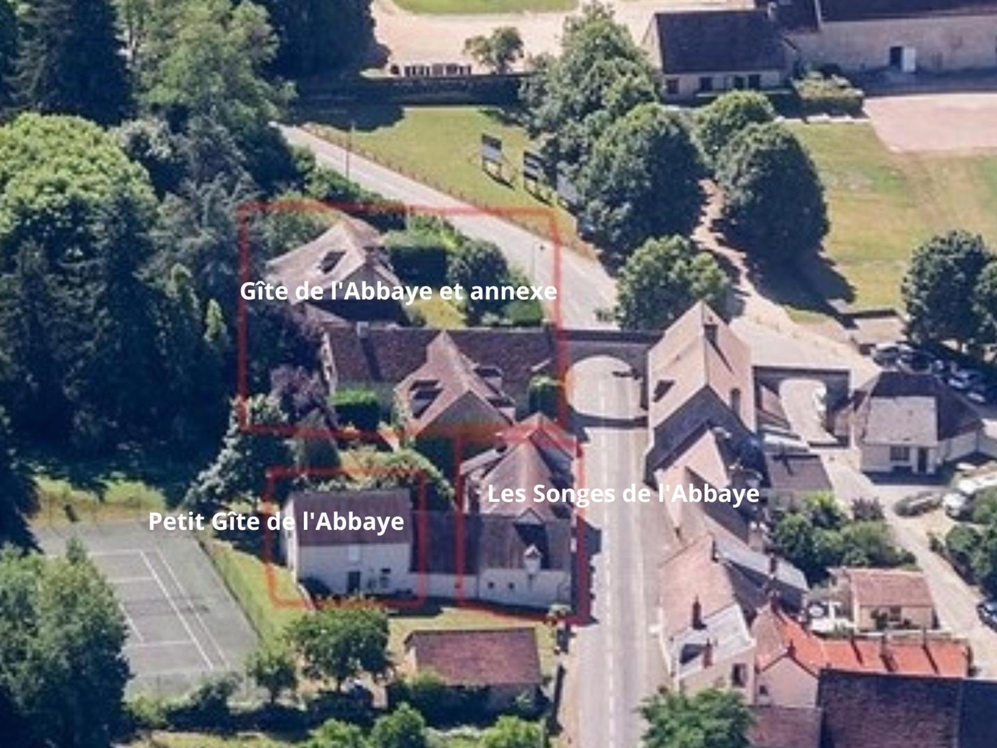 Gite Haut De Gamme Pres De L'Abbaye De Noirlac - Sejour Tout Confort Avec Jardin Et Terrasses - Fr-1-586-13 Bruere-Allichamps Εξωτερικό φωτογραφία
